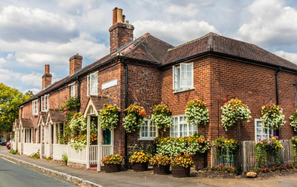 Towns in Buckinghamshire, Beaconsfield cottages