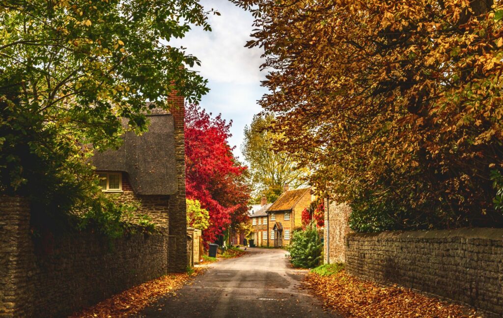 Villages near Oxford. Oxfordshire countryside with cottages