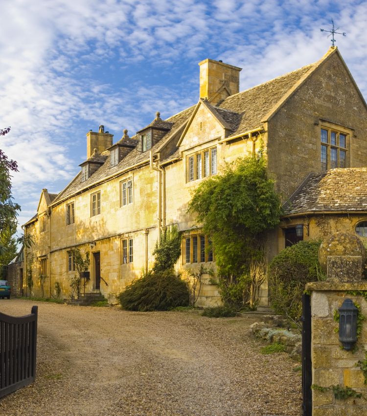 Moving from America to England, Cotswolds country house