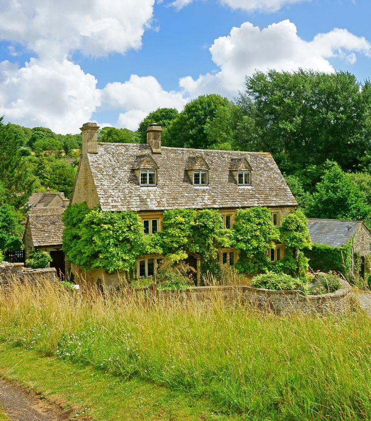 Schools in Glouchestershire, English Country Cottage