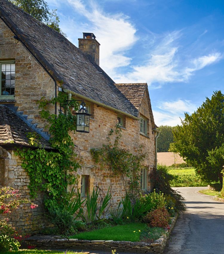 Period home in the Cotswolds - Village of Icomb