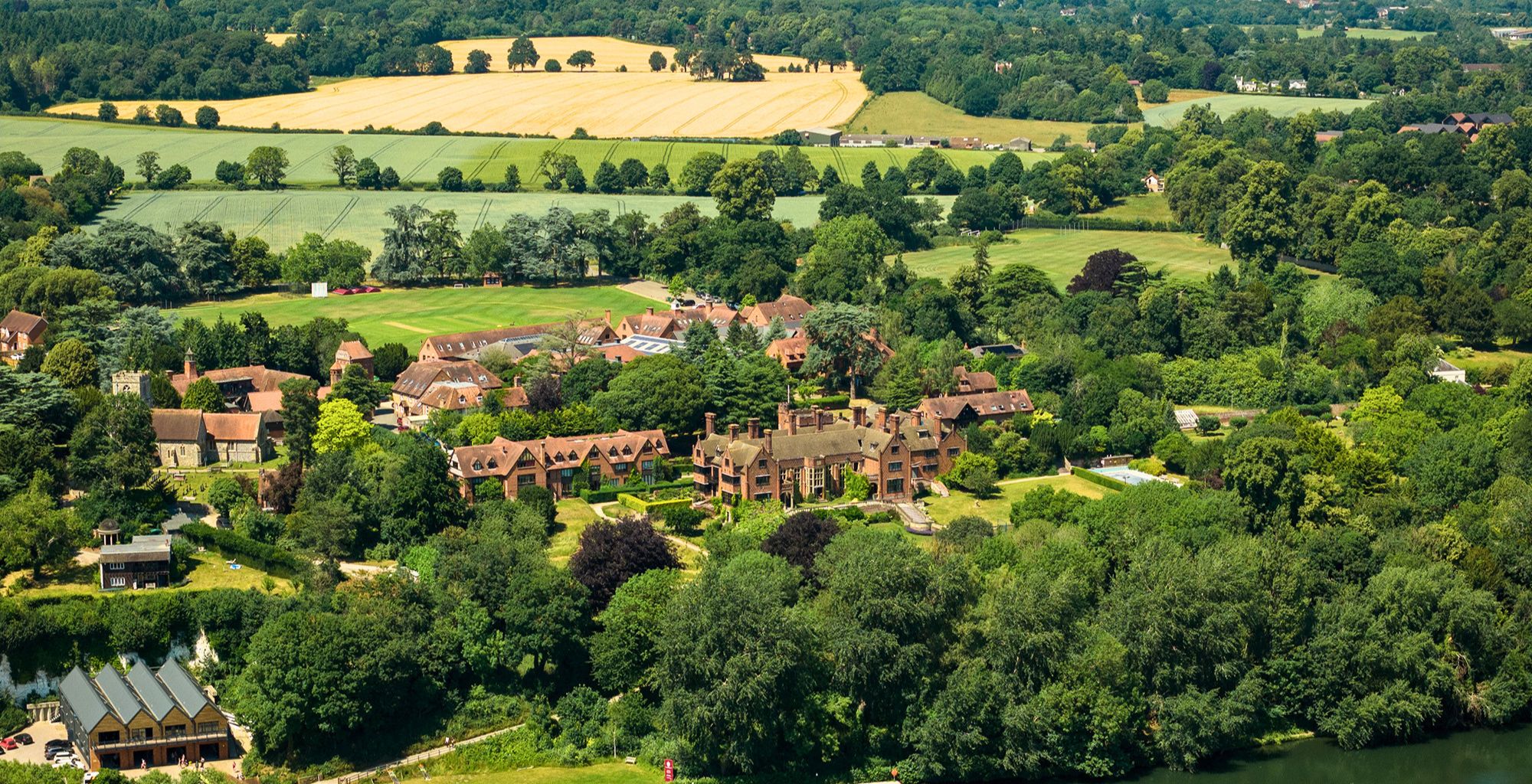 Moving to Buckinghamshire for Grammar Schools and Independents - Shiplake College
