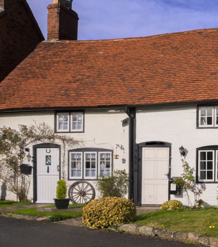 Property in Warwickshire, Kenilworth