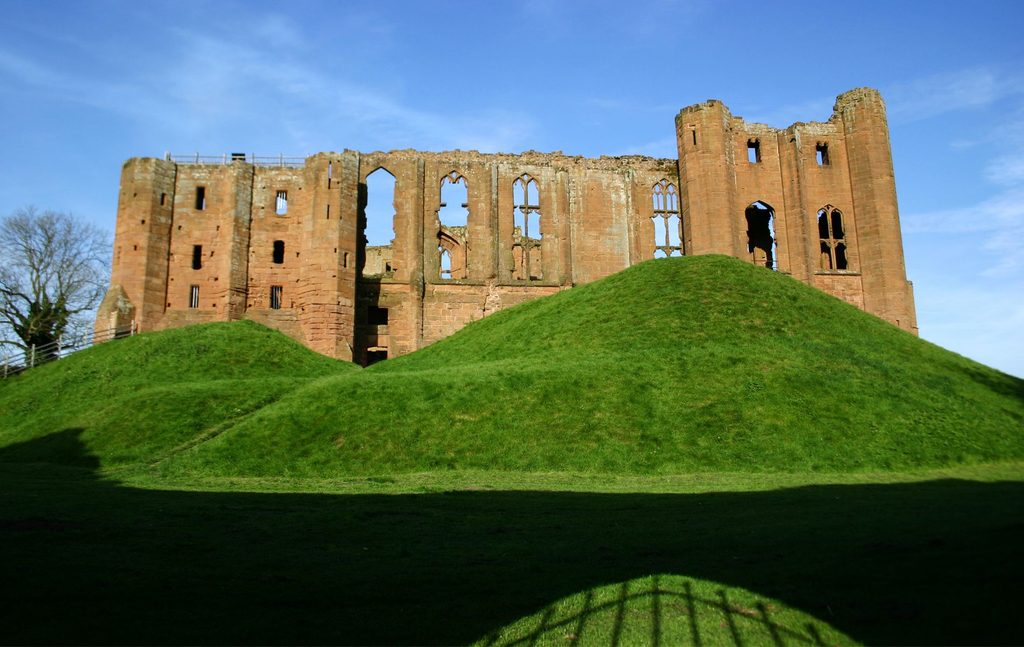 Living in Kenilworth beyond the castle walls